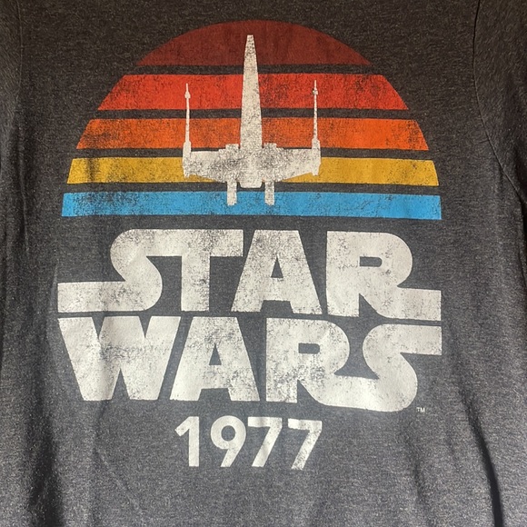 Star Wars 1977 Graphic Tee - Picture 2 of 4